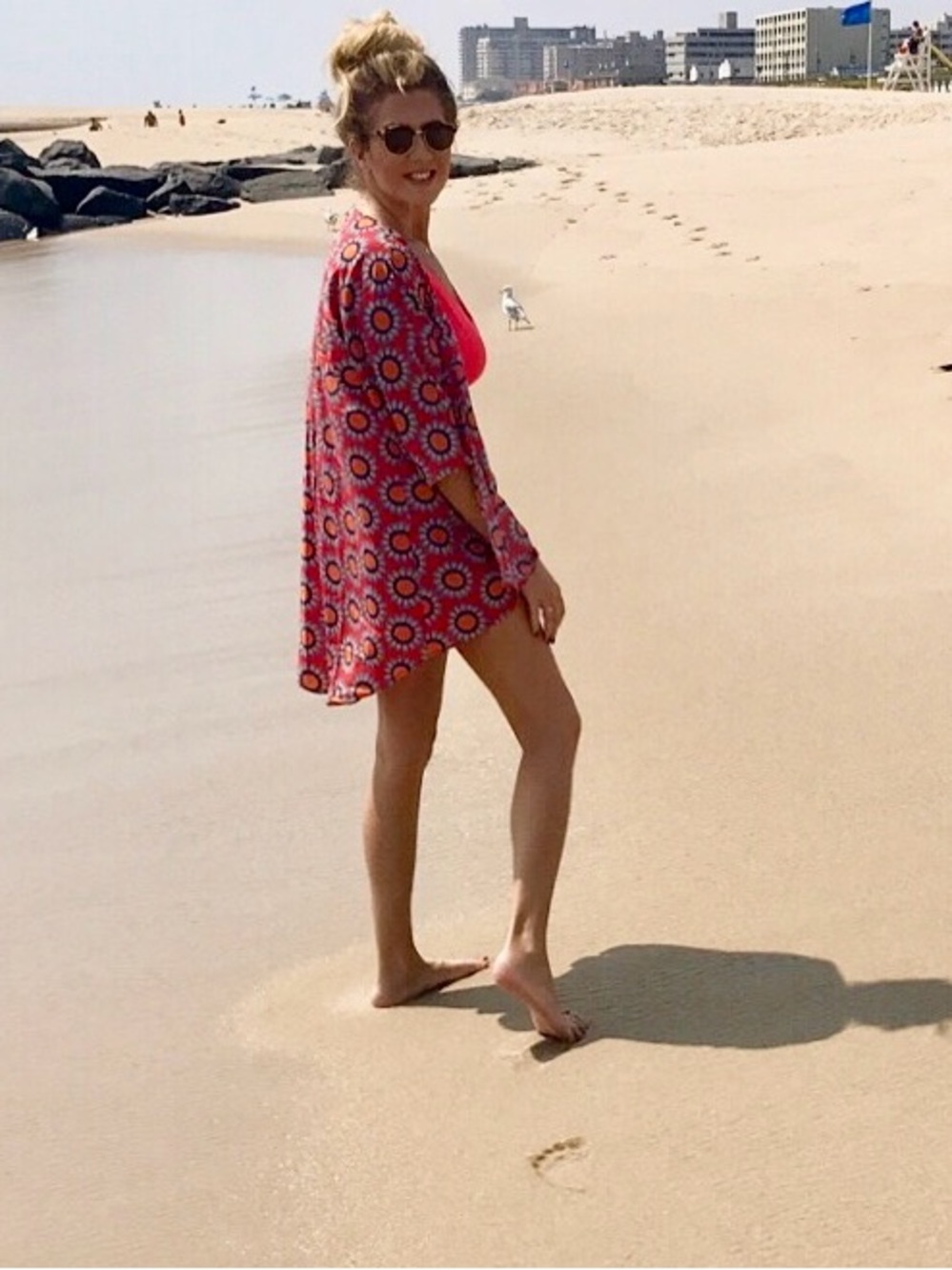 🌻🌺 LuLaRoe Red Floral Open-Front Duster with Sunflowers swim coverup bright